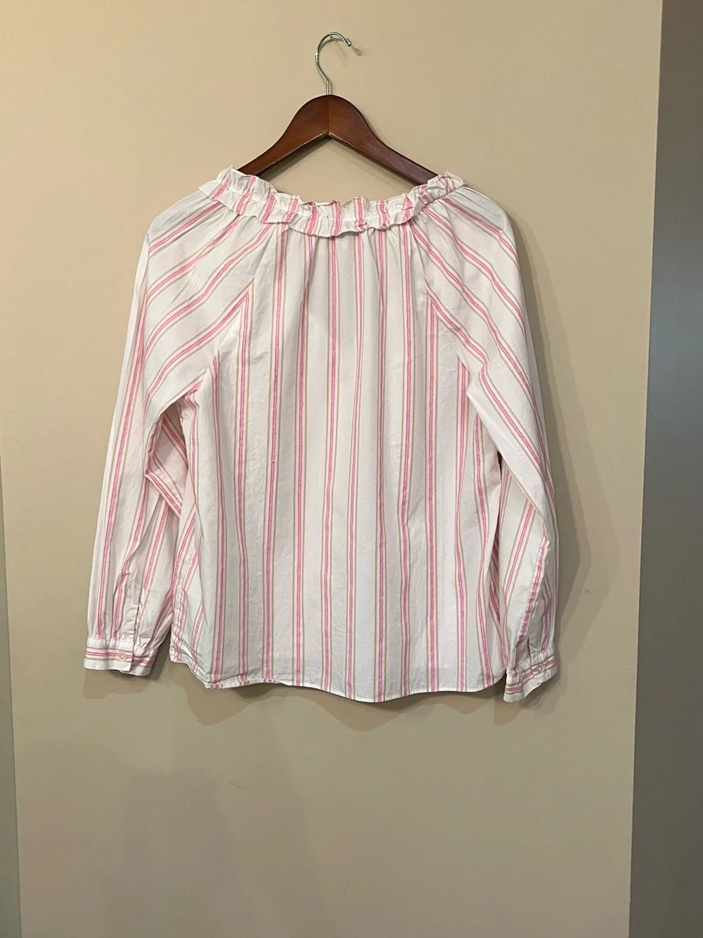 J Crew striped ruffle neck cotton long sleeve blouse split v-neck pink white S